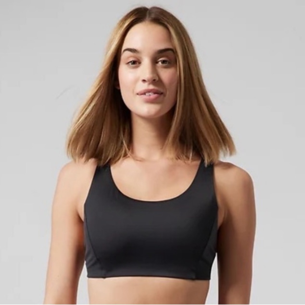 NWT! Athleta Black Malibu Bikini Top A-C - Size Medium 🧜‍♀️ (TOP ONLY)